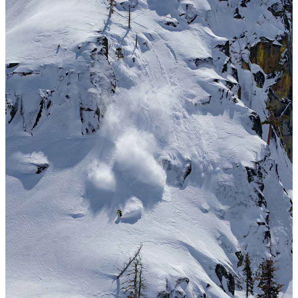 Jones Ultra Mountain Twin Snowboard - Image 10